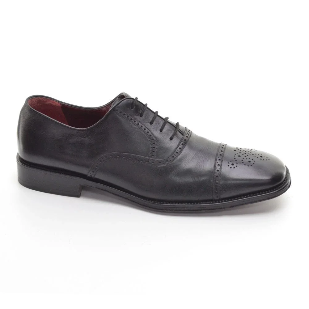 Men Bruno Magli Black Leather Brogue CapToe Oxford 11 M